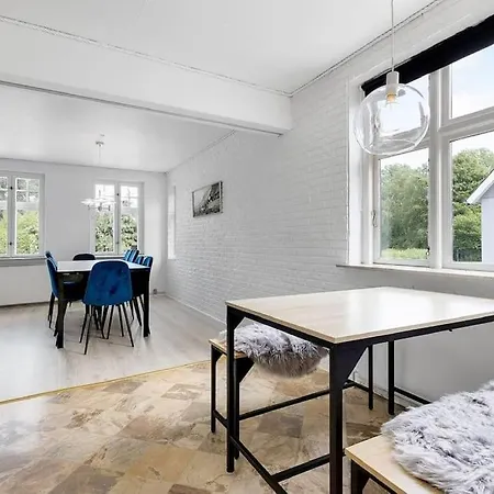 Dejlig Hus Med Vildmarksbad Villa Faaborg